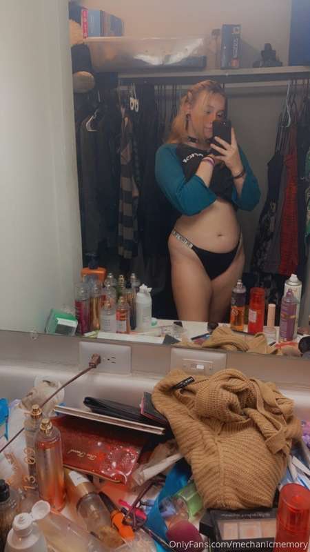 Hi guys! It’s been a rough few months lemme tell ya! But, si..
