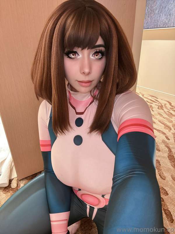 Mommy Ochaco has something to show you 😈