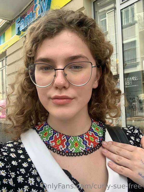 curly-sue-free