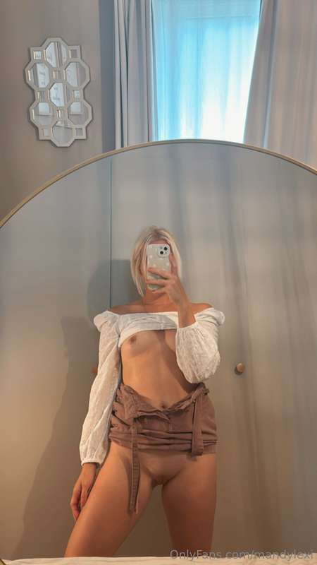 mandylexi image #1