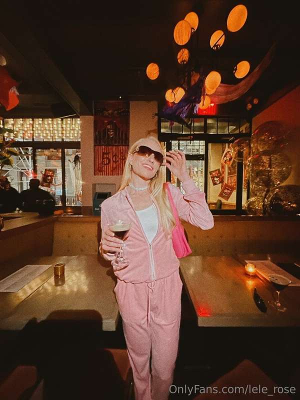 Paris Hilton Halloween. That’s hot. 