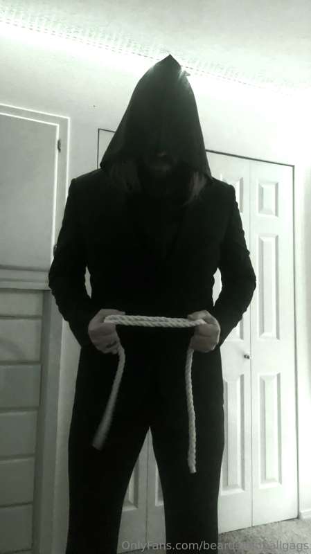 Happy Hallow's Eve ➰️🪢💺