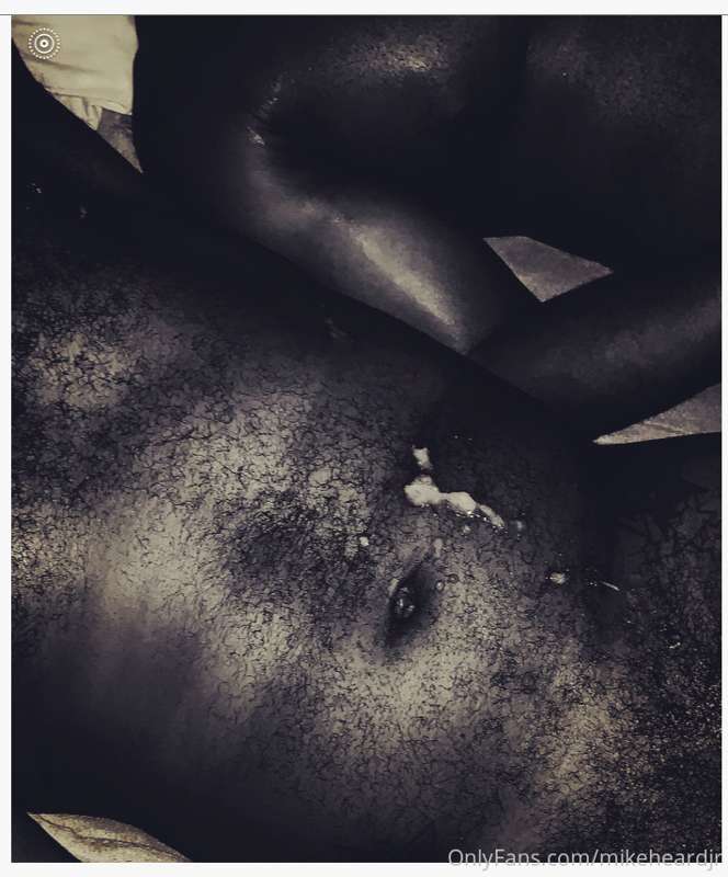 Lick It Up Papo😍💦💦 - 
(And yes this is ME, the MF King👑)