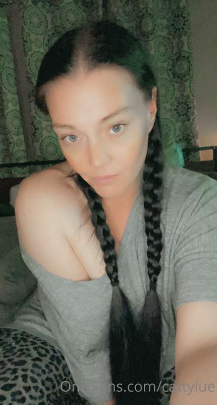 I have a big bed, a big attitude, and a big ass with no one ..