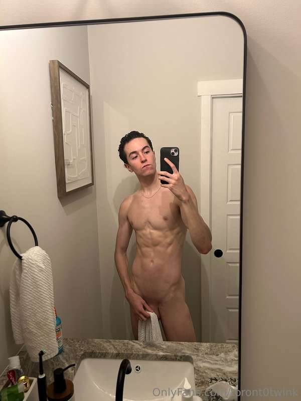 should i drop the towel? 😈