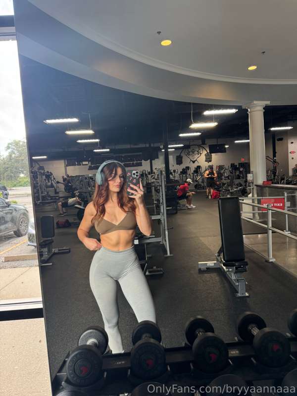 Not a thirst trap, just gym progress… or both? 🤭