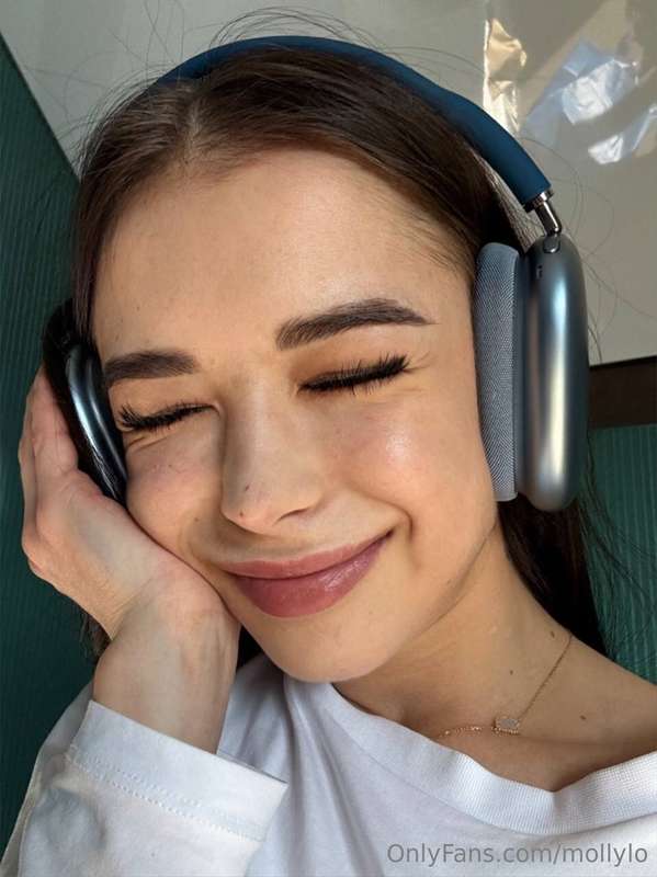 Sometimes I have this reaction to music 😂