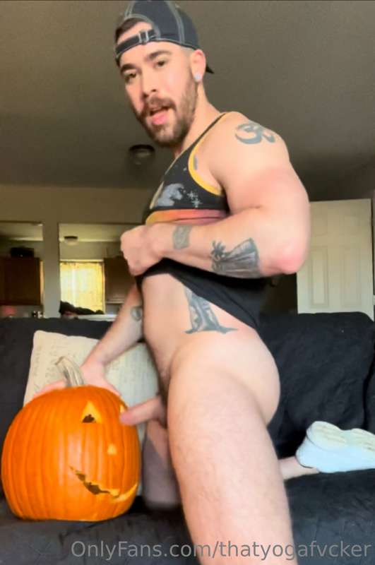 Dirty pumpkin fuck vid. I put on a baseball cap and use my "..