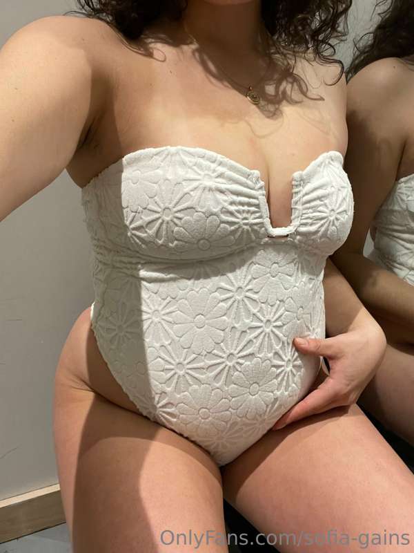 sofia-gains image #3