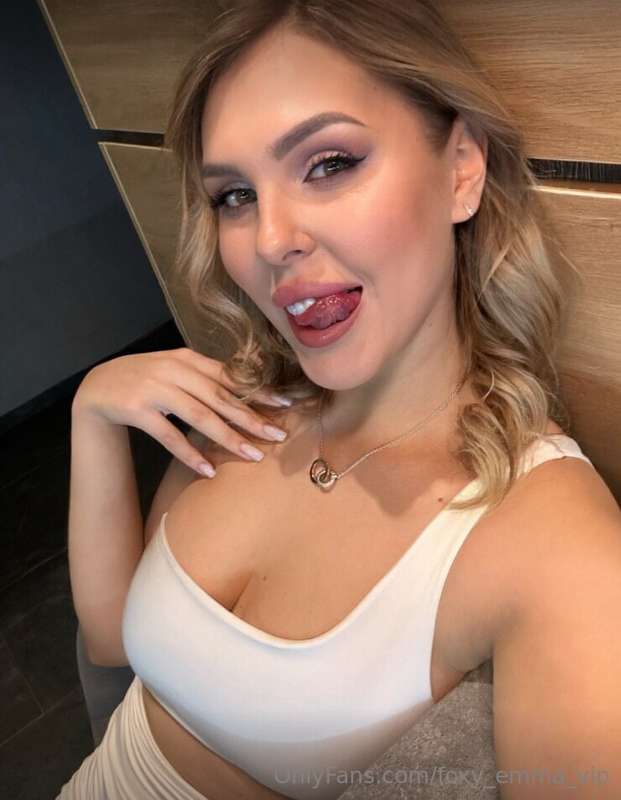 Good morning, handsome, I have a present for you. 🥰 I want t..