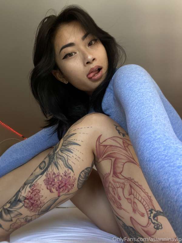 send  me a tips of 10$ and i will show you what a hot gift i..