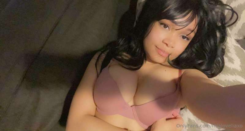 mialoveliaxo