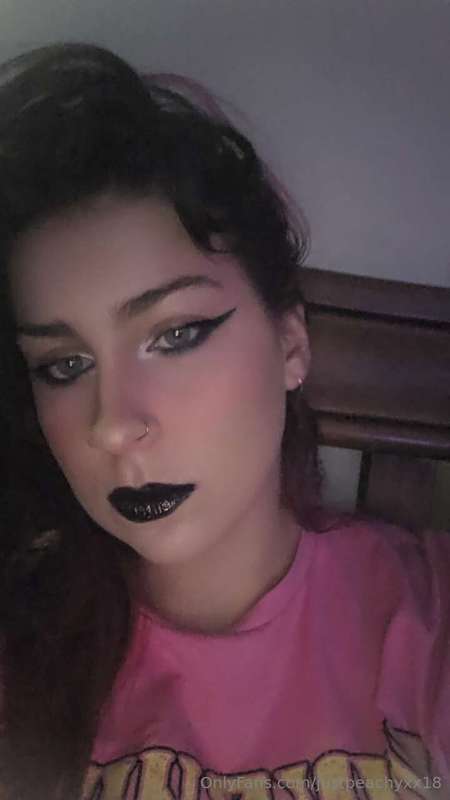justpeachyxx18