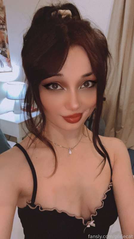 pixiecat image #5
