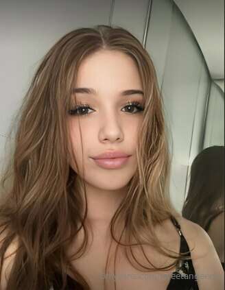 🟢CLICK HERE - @isabella_vv🟢
This cutie is online and horny!!..