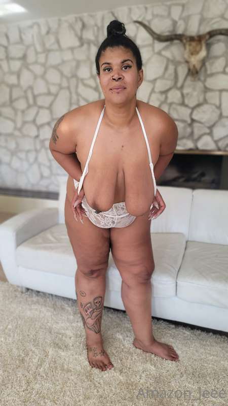 amazon_leee image #1