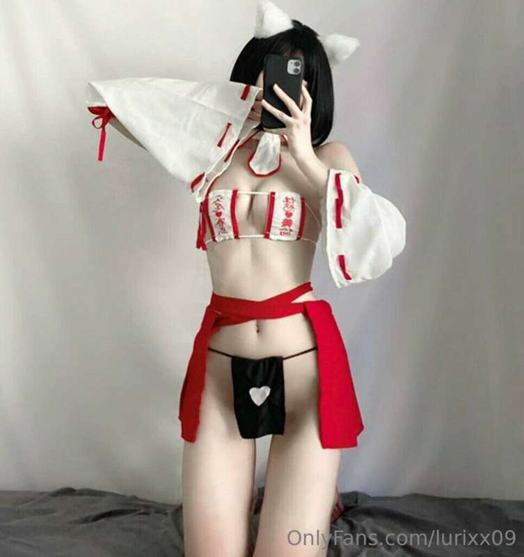 Heyyy guyys ~ Today I'm starting a little crownfunding for t..