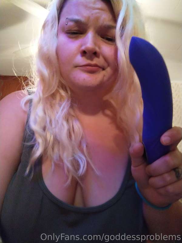 *throwback to me shaming my stupid vibrator for falling unde..