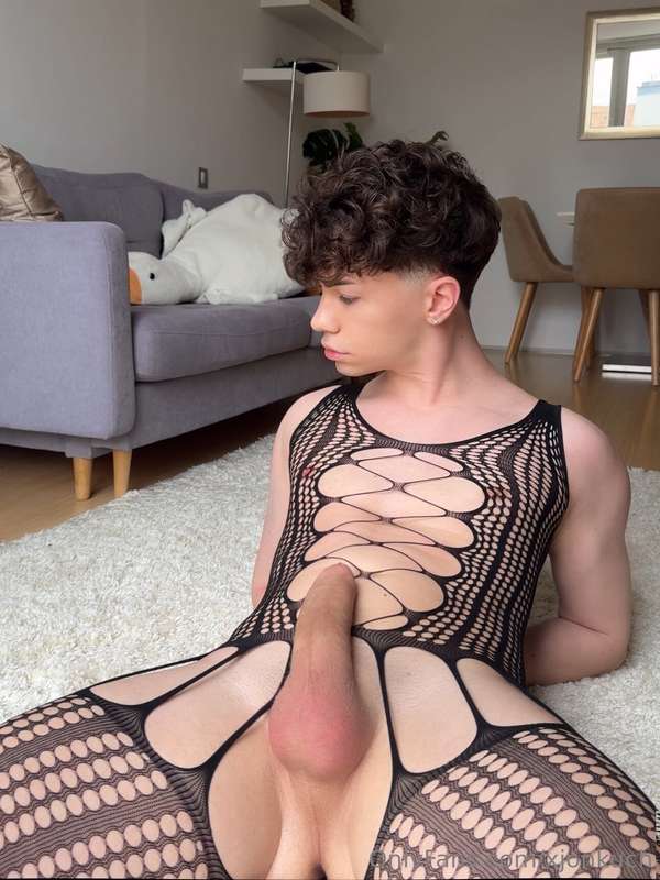 you all wanted to see me in this mesh onesie 👀