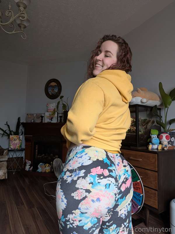 tinytoni image #2
