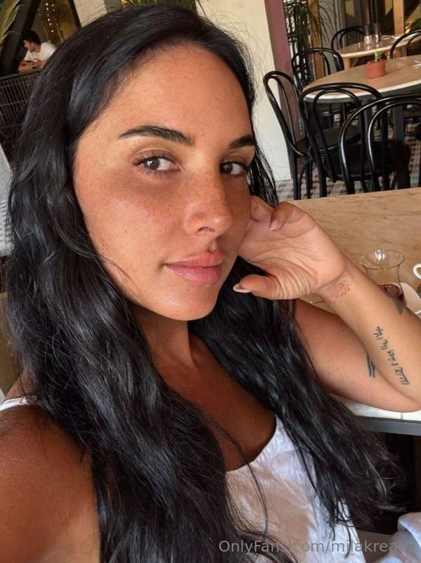 Freckles out, sun's out☀️ 