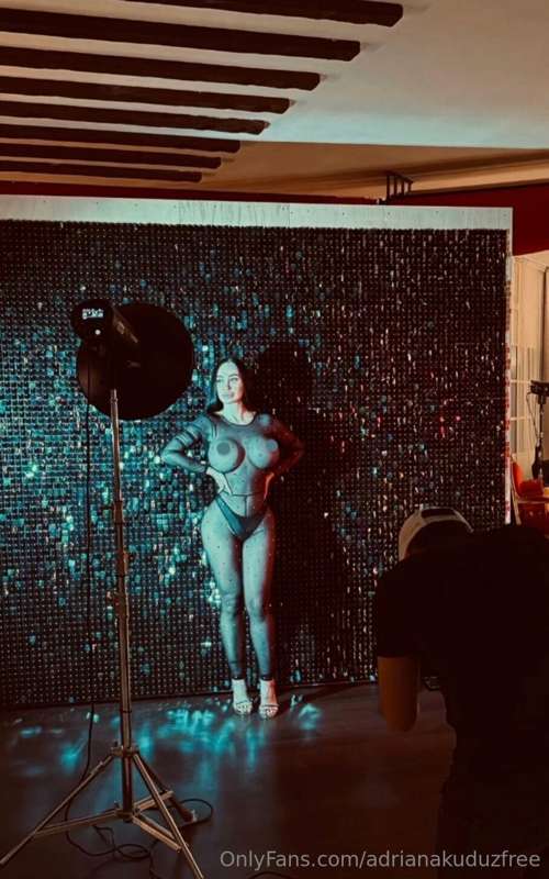 Check my paid profile 🍑