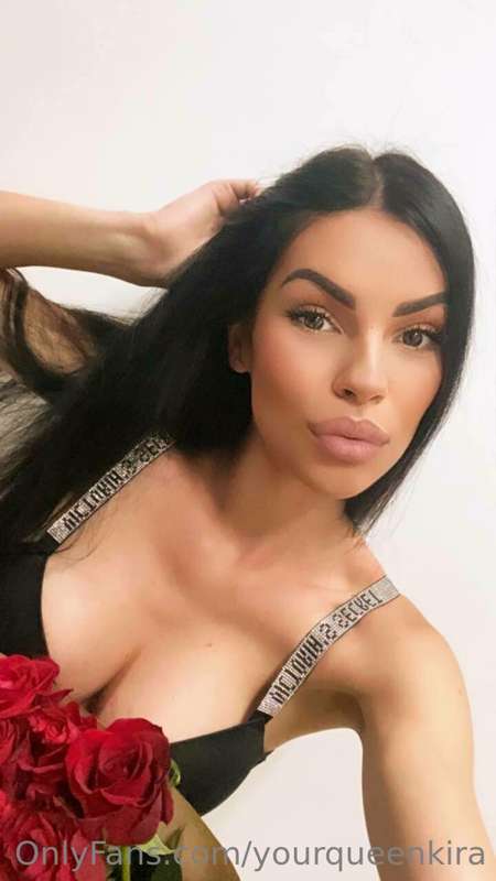 yourqueenkira