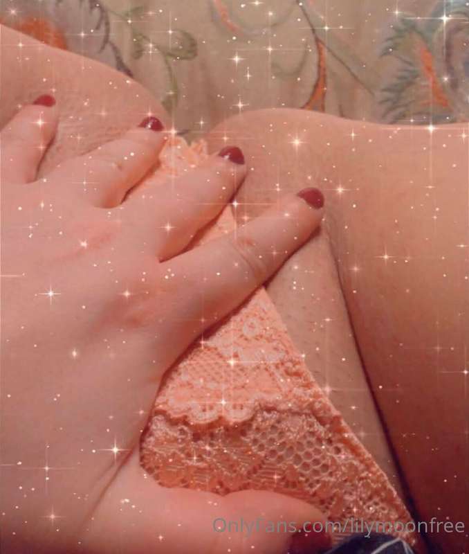 Bon lundi  Viens me rejoindre sur mon vip pour ma fête 50% d..