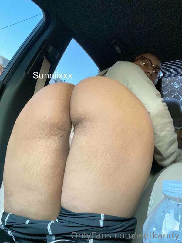 @sunniixxx 😍🤤 sexy ass does everything to please you 💦& Sing..
