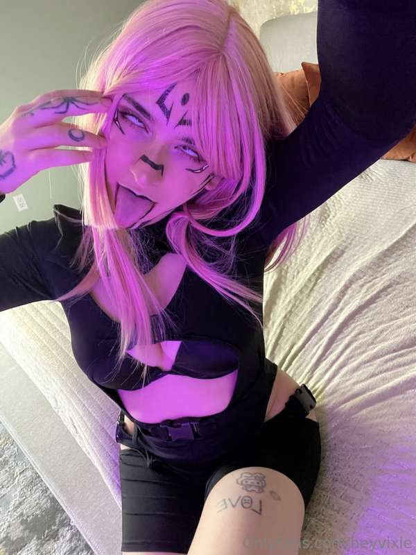 sukuna jujutsu kaisen >.<