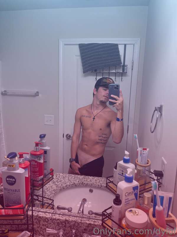 Unlock 🥵 to see my big dick🍆 and fat ass🍑 🫣 Wanna watch me c..