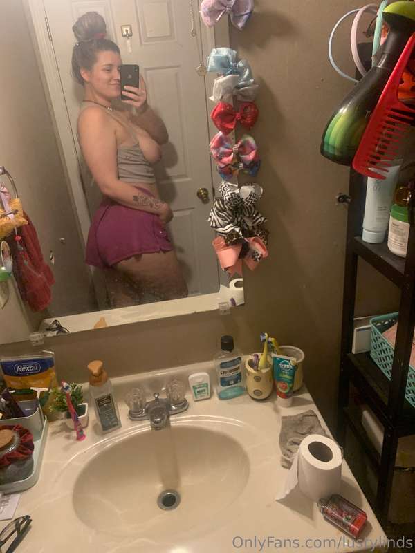 lustylindy image #1