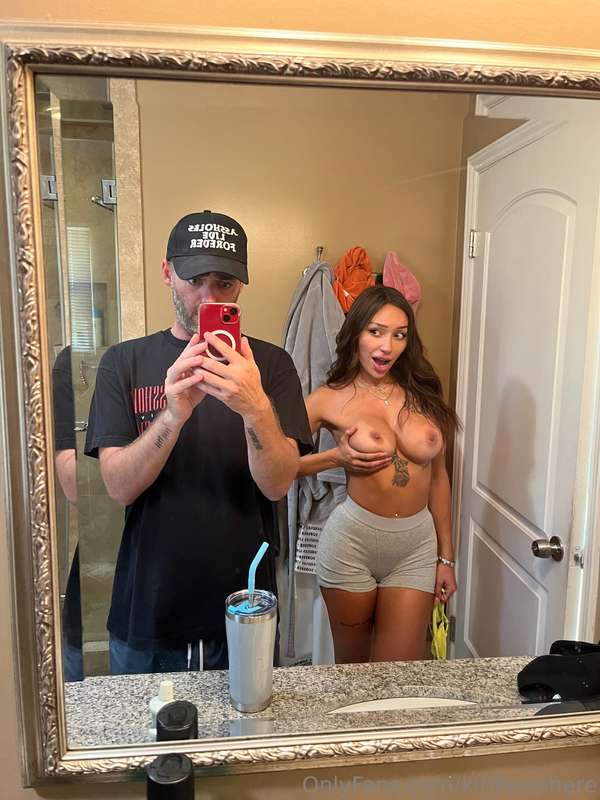 Did you know that if you say “slut” 3 times then @sisirose w..