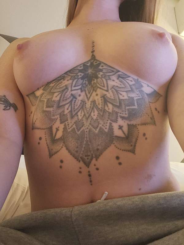 No power at my house for days but my titties still look good..