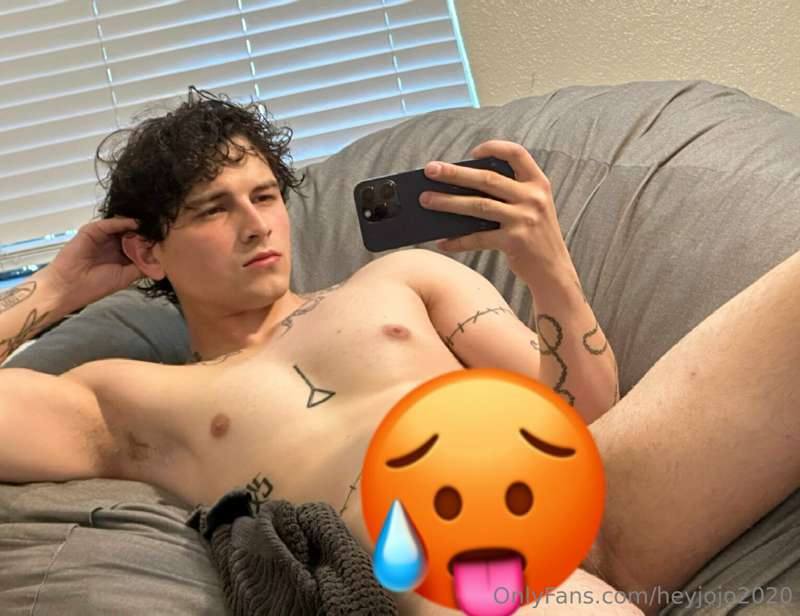 Suck my cock while I film you 📷🍆😝...

My EXPLICIT VIP conten..