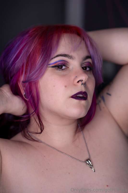 goth.thick
