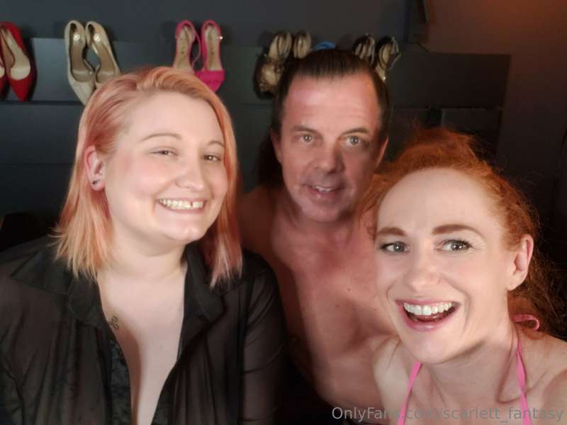 Starting now www.chaturbate.com/scarlett_fantasy