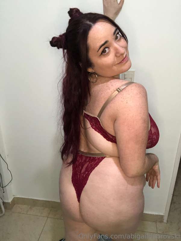 red lingerie?? does it look good on me?