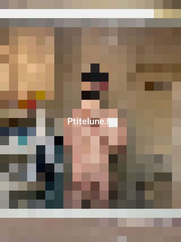 🥵 Uncencored picture here : onlyfans.com/ptitelune.fr