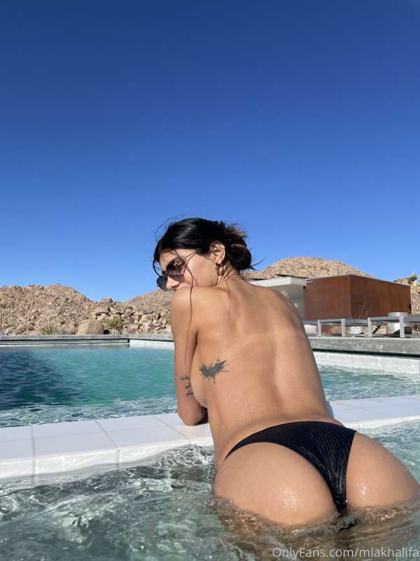 Foto 448 de Mia Khalifa en Tocromo
