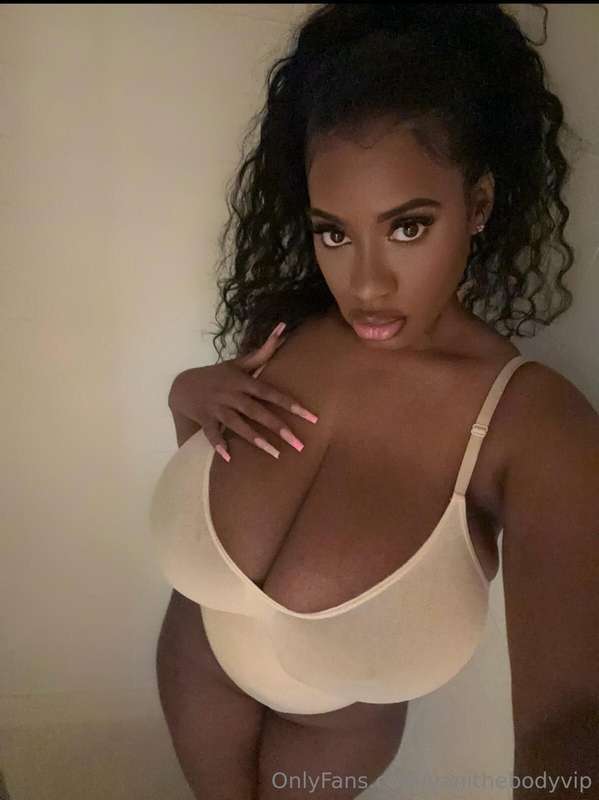 yanithebodyvip
