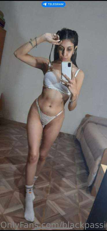 FREE SUBSCRIPCION
## @dulcebeebe
Sweet girl wanting to play ..