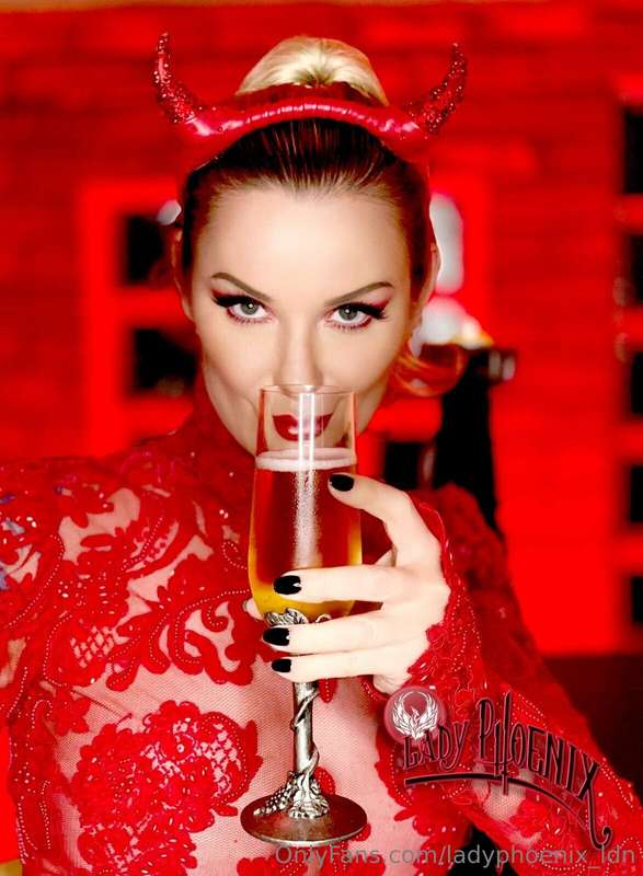 ladyphoenix_ldn image #0