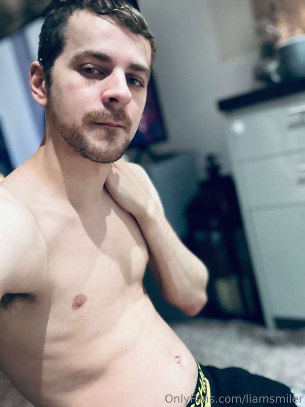Who’s coming over 👀😜 Or see me now with my full onlyfans wit..