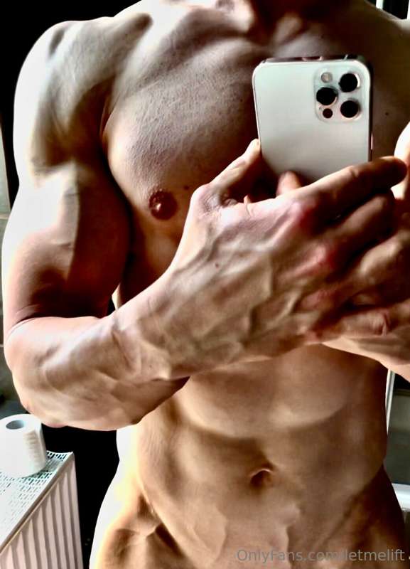 2022 shape 💯💯💯

preparing all the videos for upload now 🔜🔥