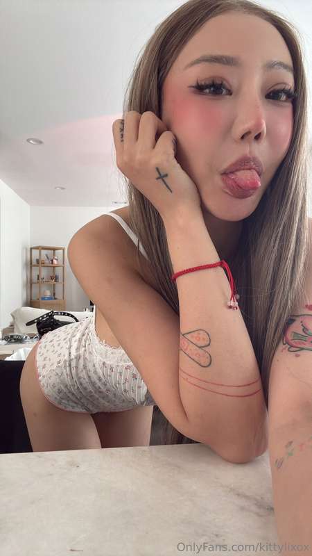 thinking about you(r cock) 😈🍆