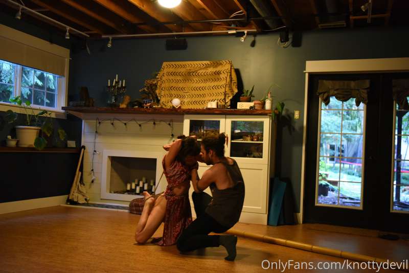 knottydevil image #1