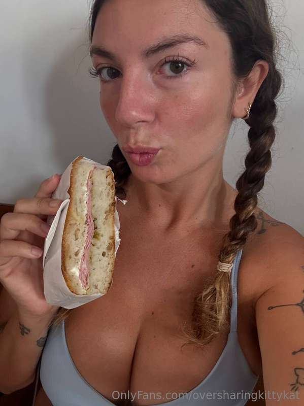 oversharingkittykat