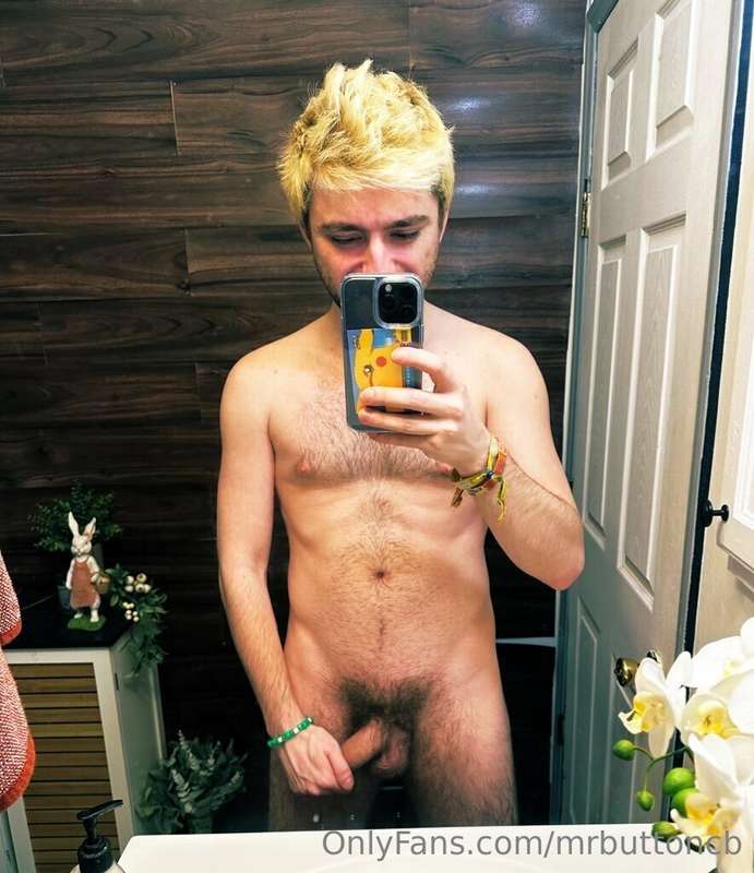 Just about 2 weeks of body hair re growth!