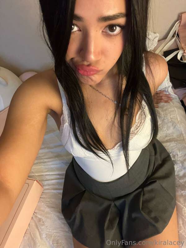 I'm confused, does this top make me hot or should I change?